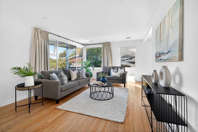 217 Dowse Drive Maungaraki_1