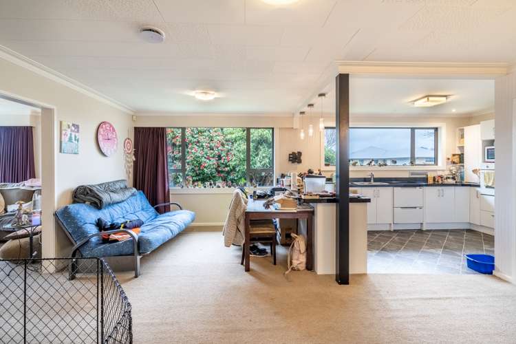 206 Bamborough Street Richmond_6