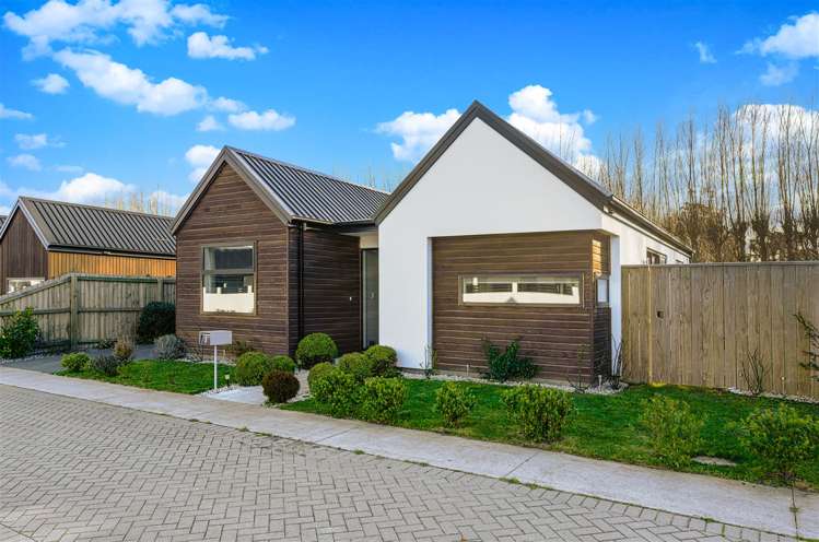 8 Founders Lane Yaldhurst_16