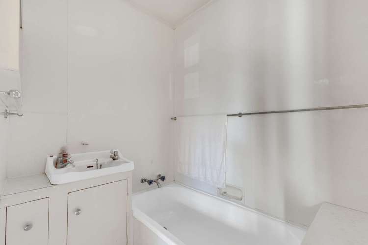 27 South Road Moturoa_20