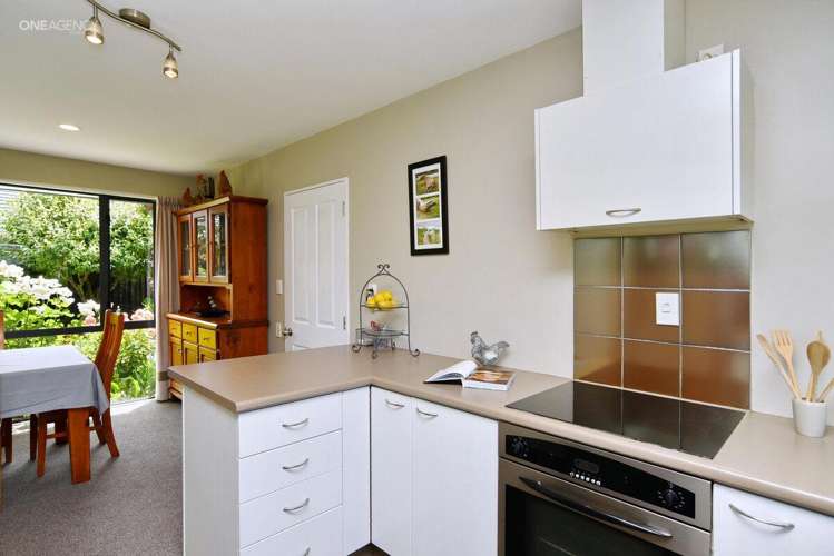 10a Wendy Place Heathcote Valley_12