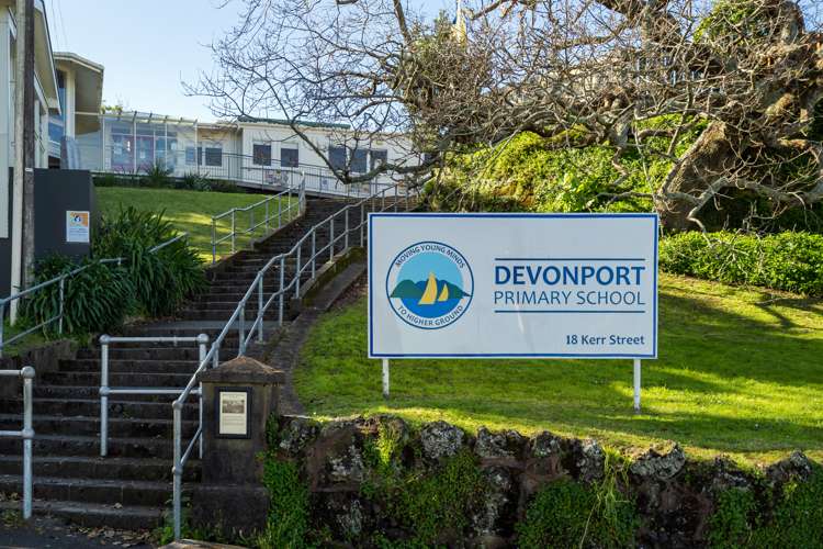19 Saint Leonards Road Devonport_15