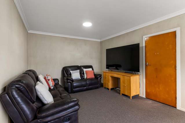 4/23 Trafalgar Street Johnsonville_1