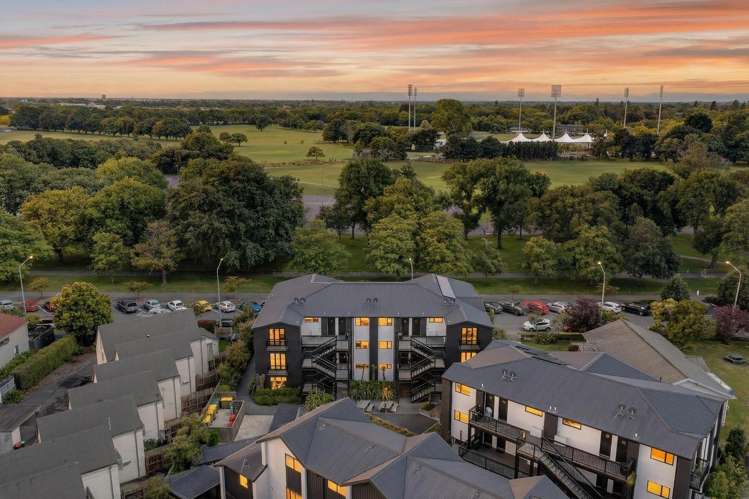 2/466 Hagley Avenue Christchurch Central_0