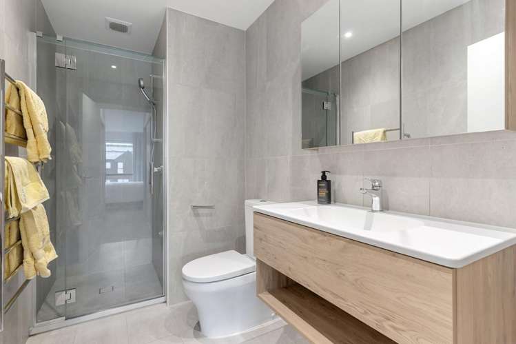 6 Kikorangi Lane Mount Wellington_15