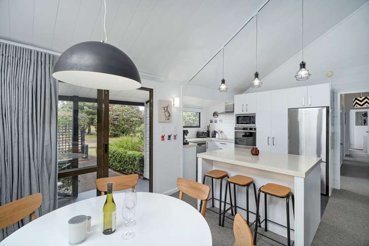 17 Lowe Park Lane Pauanui_11