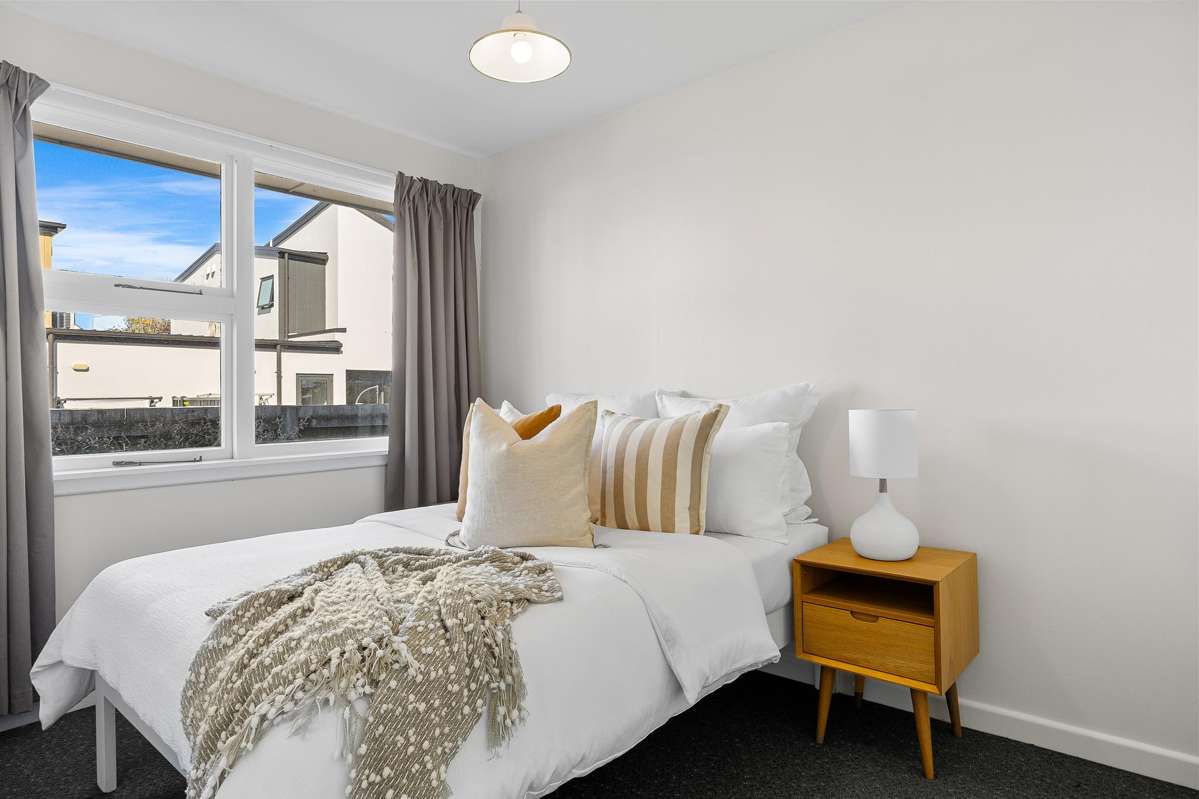 2/180 Lyttelton Street_3