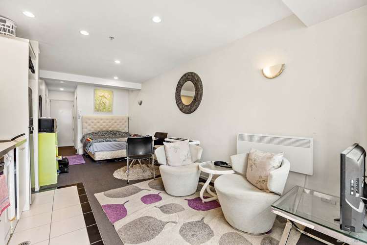 207/17 Vogel Lane Auckland Central_5