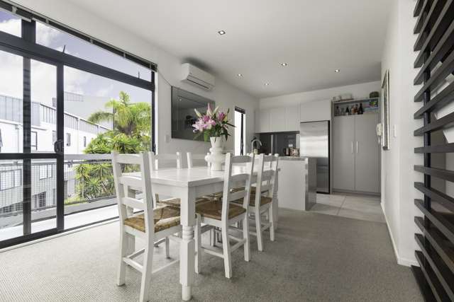 8/39 Pitt Street Auckland Central_3