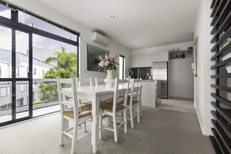 8/39 Pitt Street Auckland Central_2