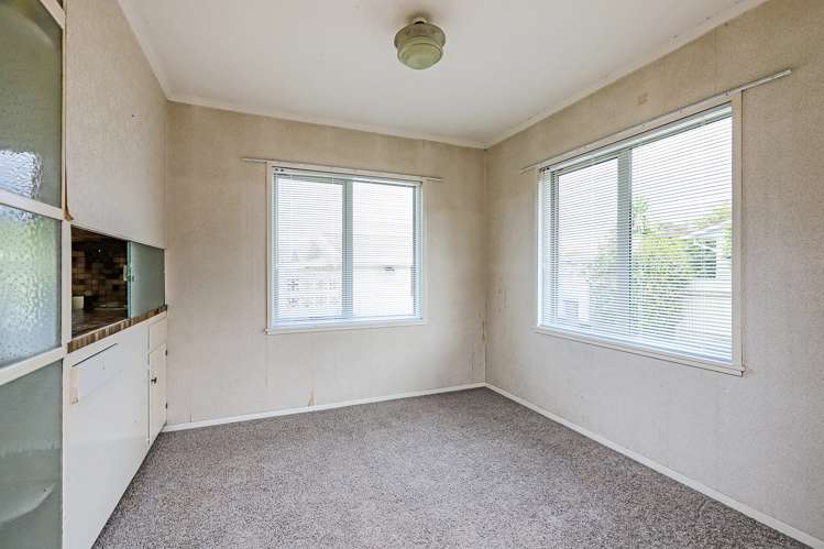 33 Wycliffe Street Onekawa_11