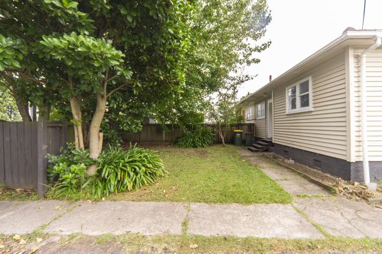 143 Cobham Drive Hamilton East_13