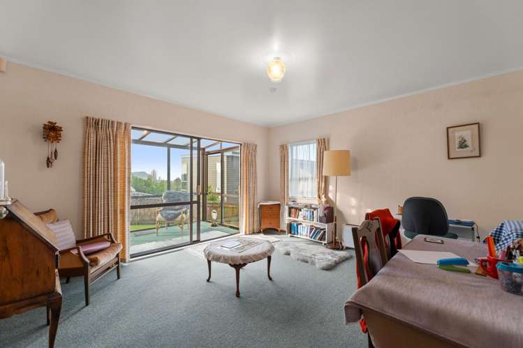 55 Hillcrest Road Otumoetai_13