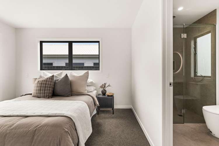 32 Matau Crescent Frimley_7