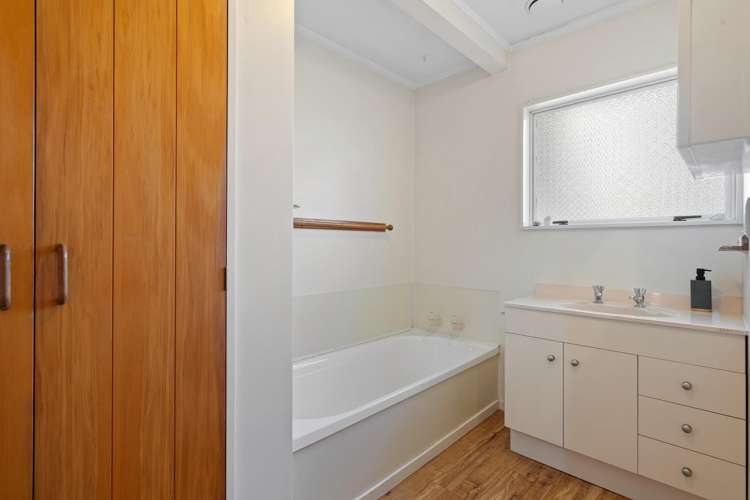 2/14 Bledisloe Avenue Stoke_13