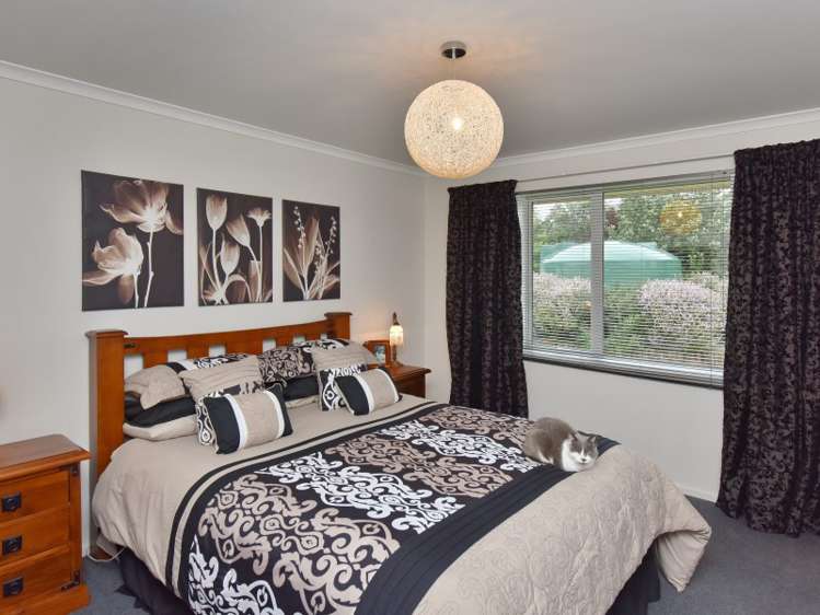 4 John Leith Place Leithfield_9