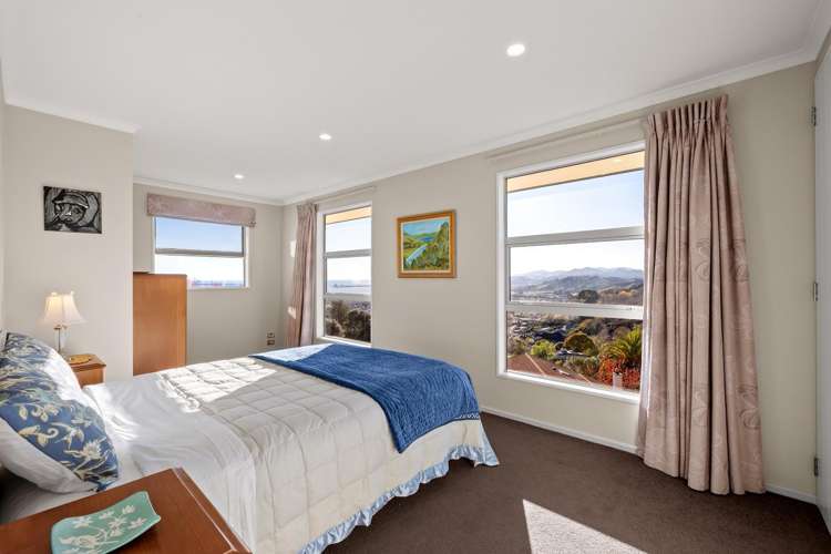 30 Valhalla Drive Richmond_19