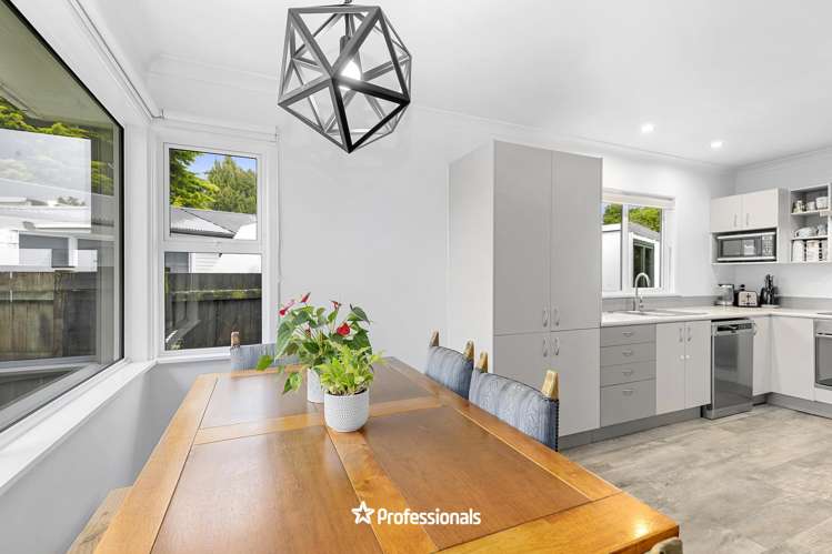 42 Mountbatten Grove Clouston Park_2