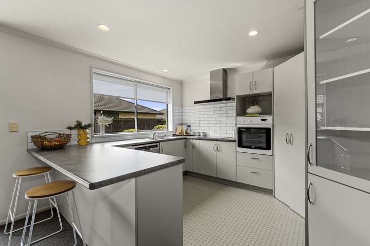 114 The Gardens Drive Papamoa_8