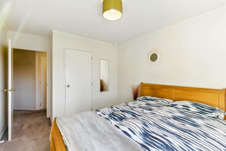 27 Villa Grove Paraparaumu_13