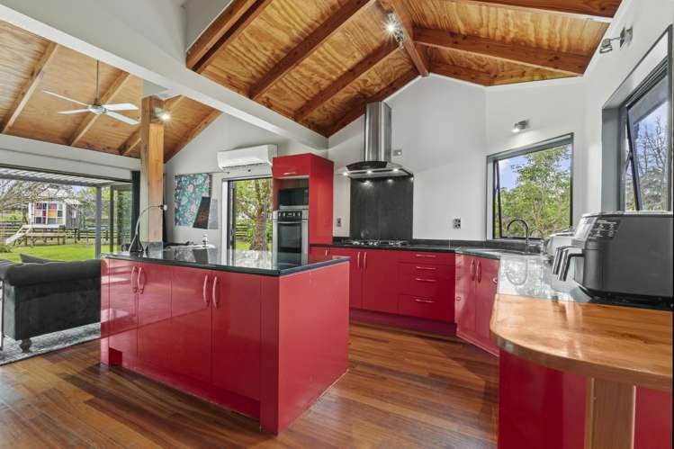 11 Lascelles Drive Dairy Flat_10