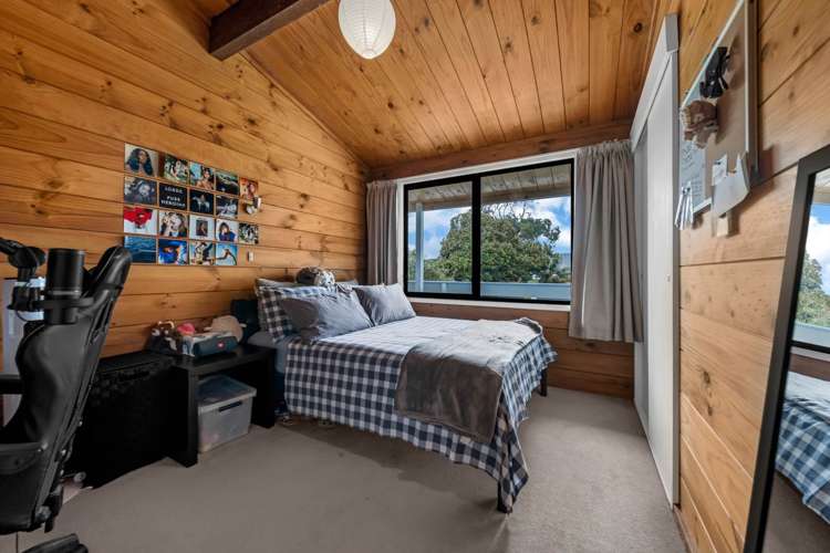 10 Kitewao Street Northcote_13