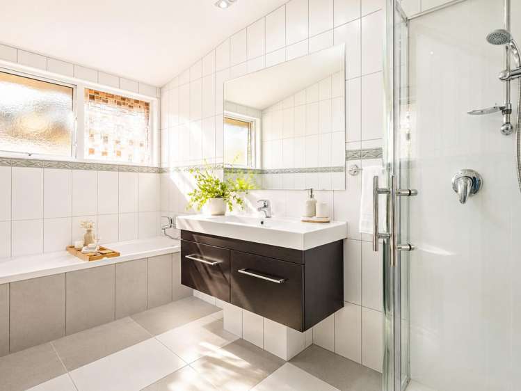 2/13 Scarlock Avenue Browns Bay_9