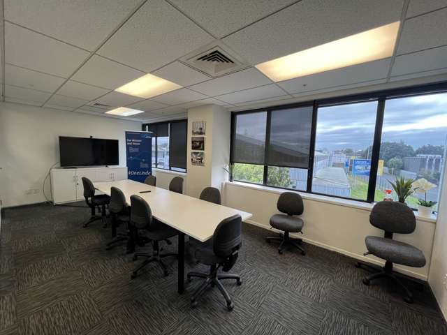 Level 2/56 Cawley Street Ellerslie_1