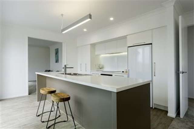 298 Lakes Boulevard Pyes Pa_2