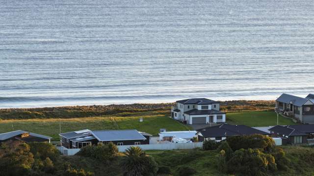 47 Pacific Parade Coastlands_3