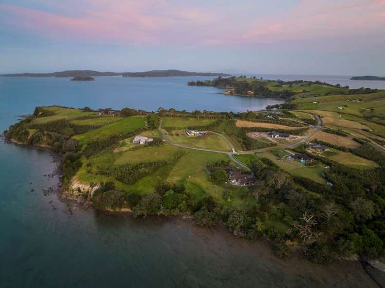 6 Kohatu Roa Way Mahurangi East_14