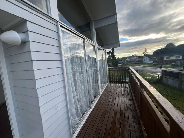 38 Thornlow Street Glendene_9