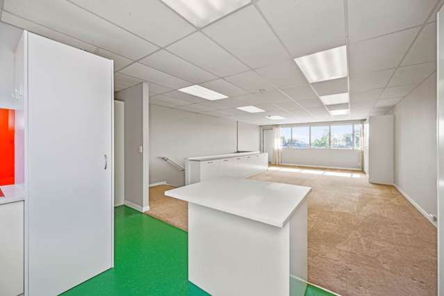Unit 2/203 Kirkbride Road Mangere_4