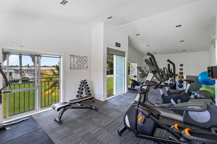 96 Eaves Bush Parade Orewa_34