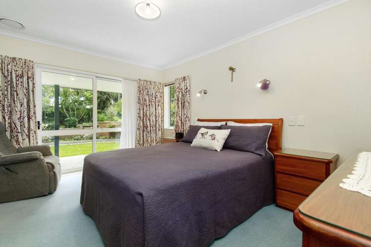 131 Woodman Drive Tawa_9