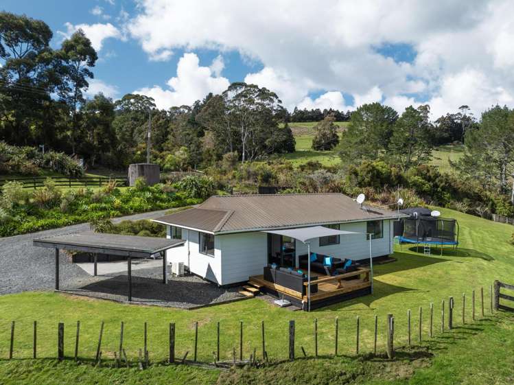 151 Chamberlain Road Bombay_4