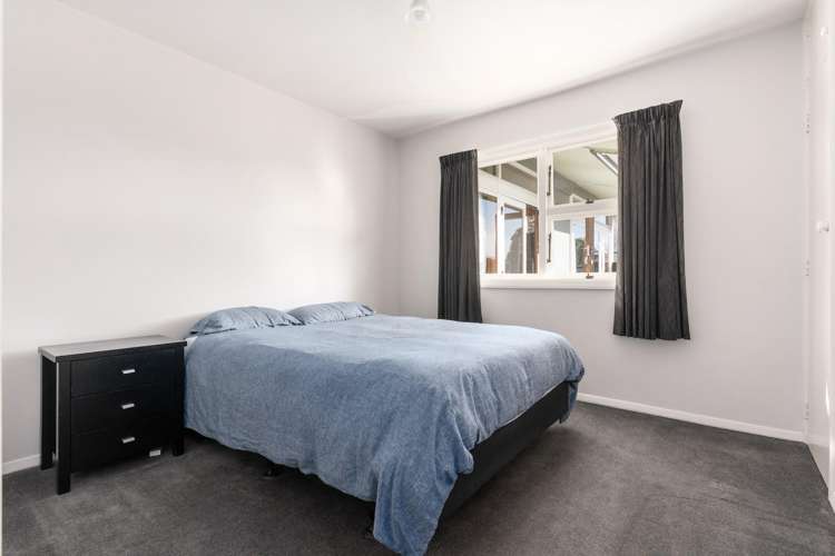 15 High Street Leeston_17