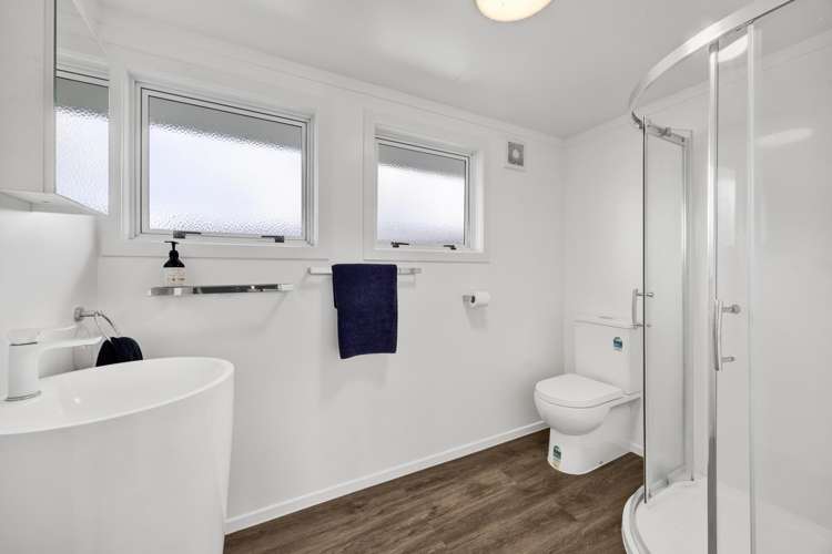 8 Hughson Place Opunake_17