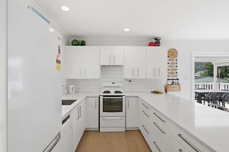 17A Waiwera Road Waiwera_7