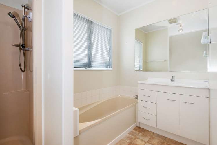 14 Rhine Place Manurewa_4