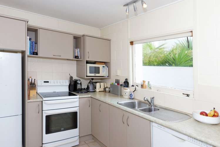 2/67 Moana Avenue One Tree Hill_7