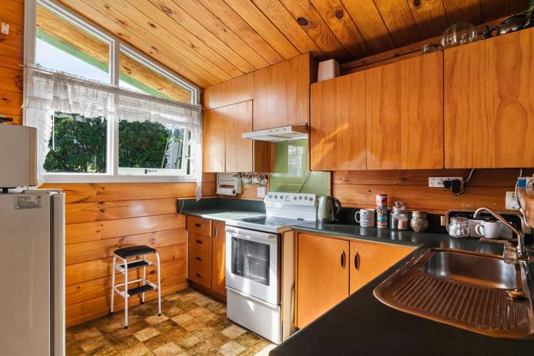 36 Wallis Road Kaiti_7