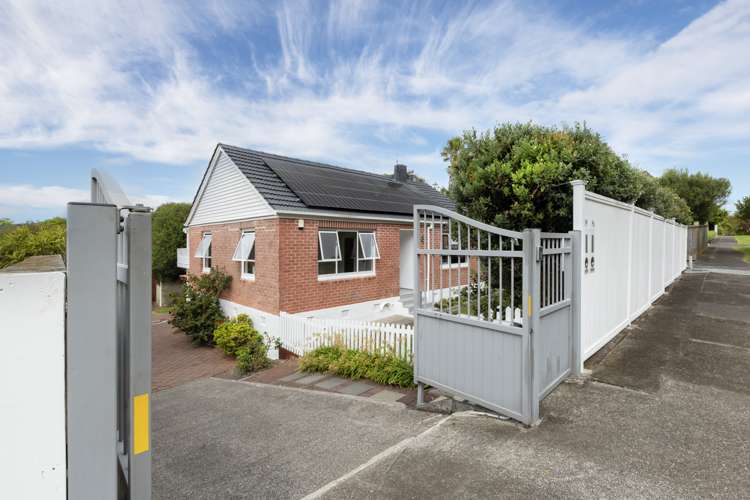 19 Ngatiawa Street One Tree Hill_17