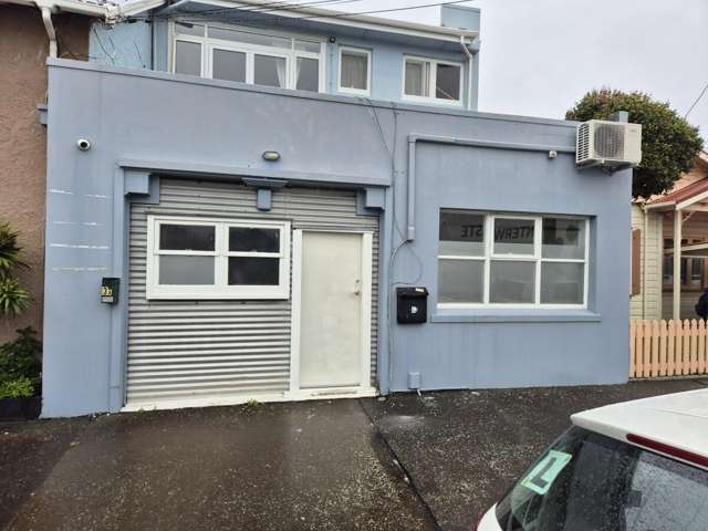 Self-Contained Office in the Heart of Kilbirnie