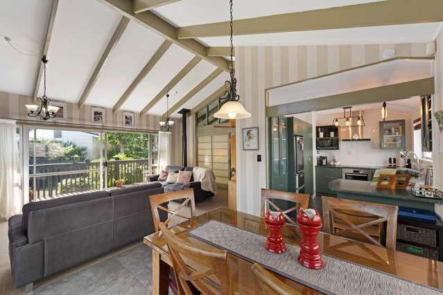 71 Meadway Sunnyhills_4