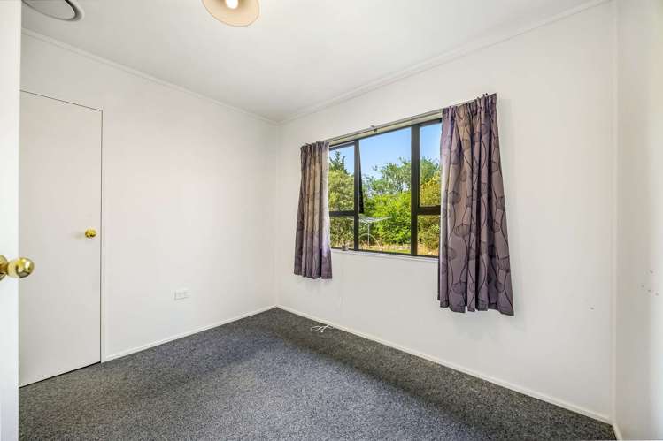 112 Parkers Road Carterton_9