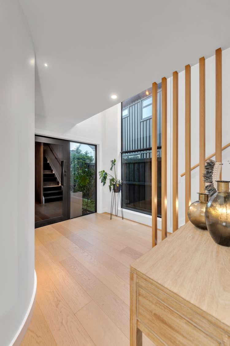 5 Tomonga Way Bucklands Beach_23