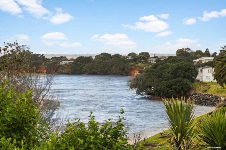 38 Sergeant Road Awhitu_15