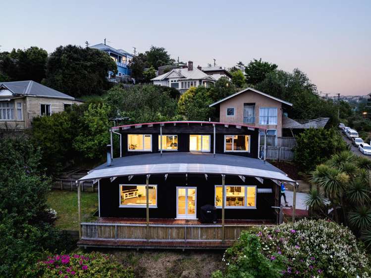 71 Leckhampton Court Clyde Hill_39