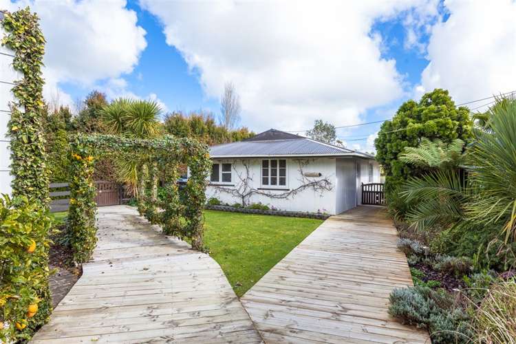 2334 State Highway 16 Helensville_7